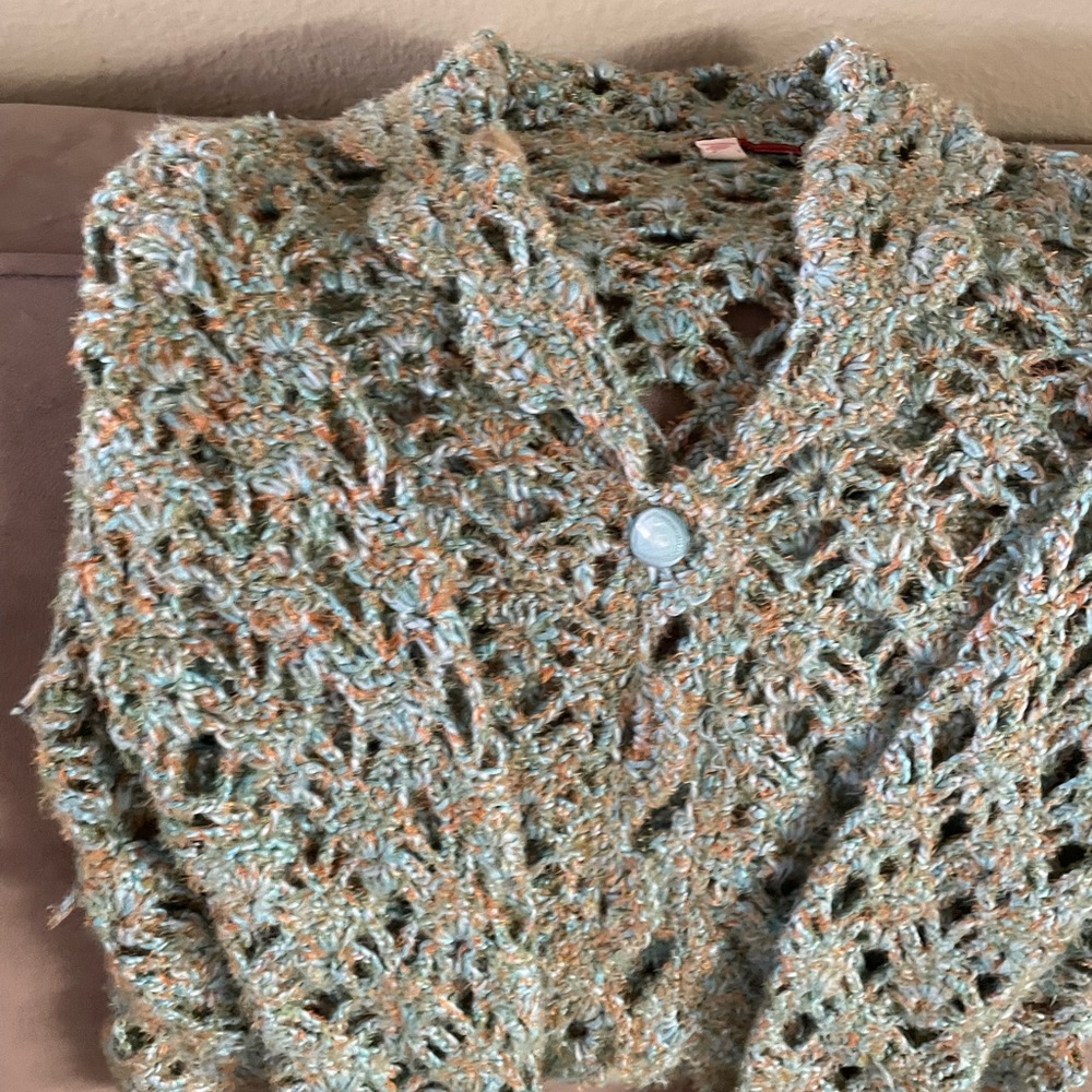 Beautiful beautiful top crochet great looking